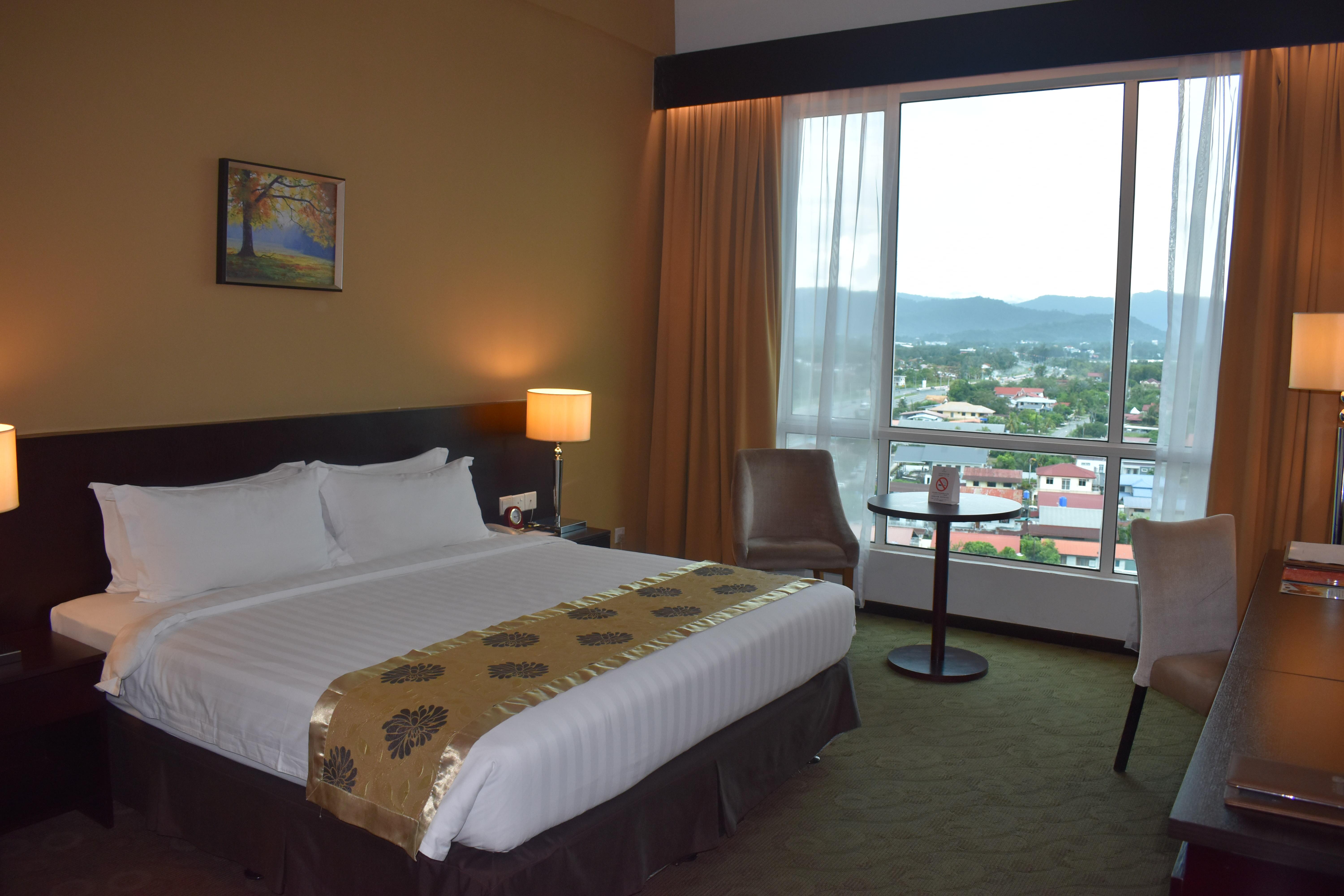 Pan Borneo Hotel Кота-Кинабалу Экстерьер фото