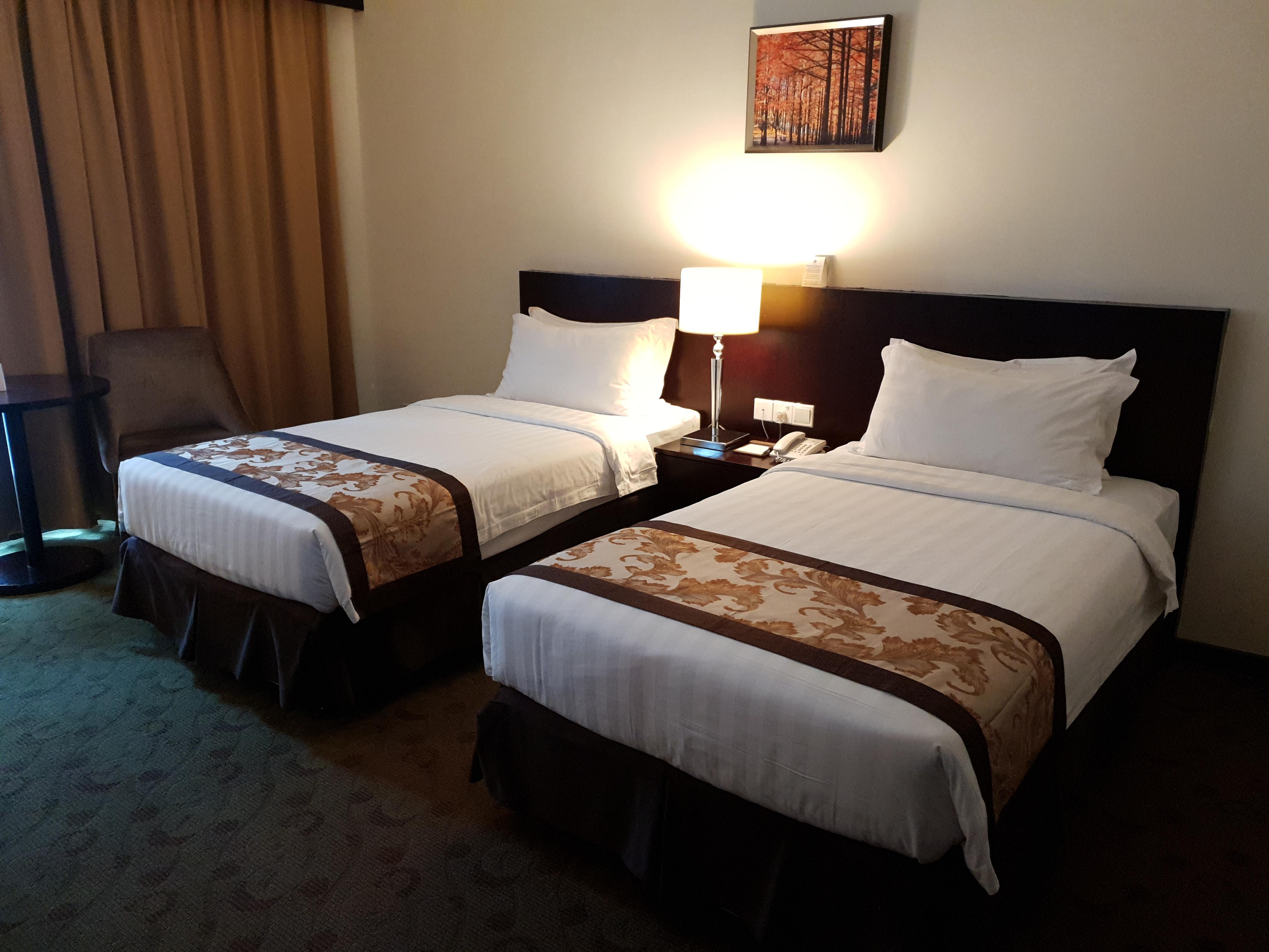Pan Borneo Hotel Кота-Кинабалу Экстерьер фото