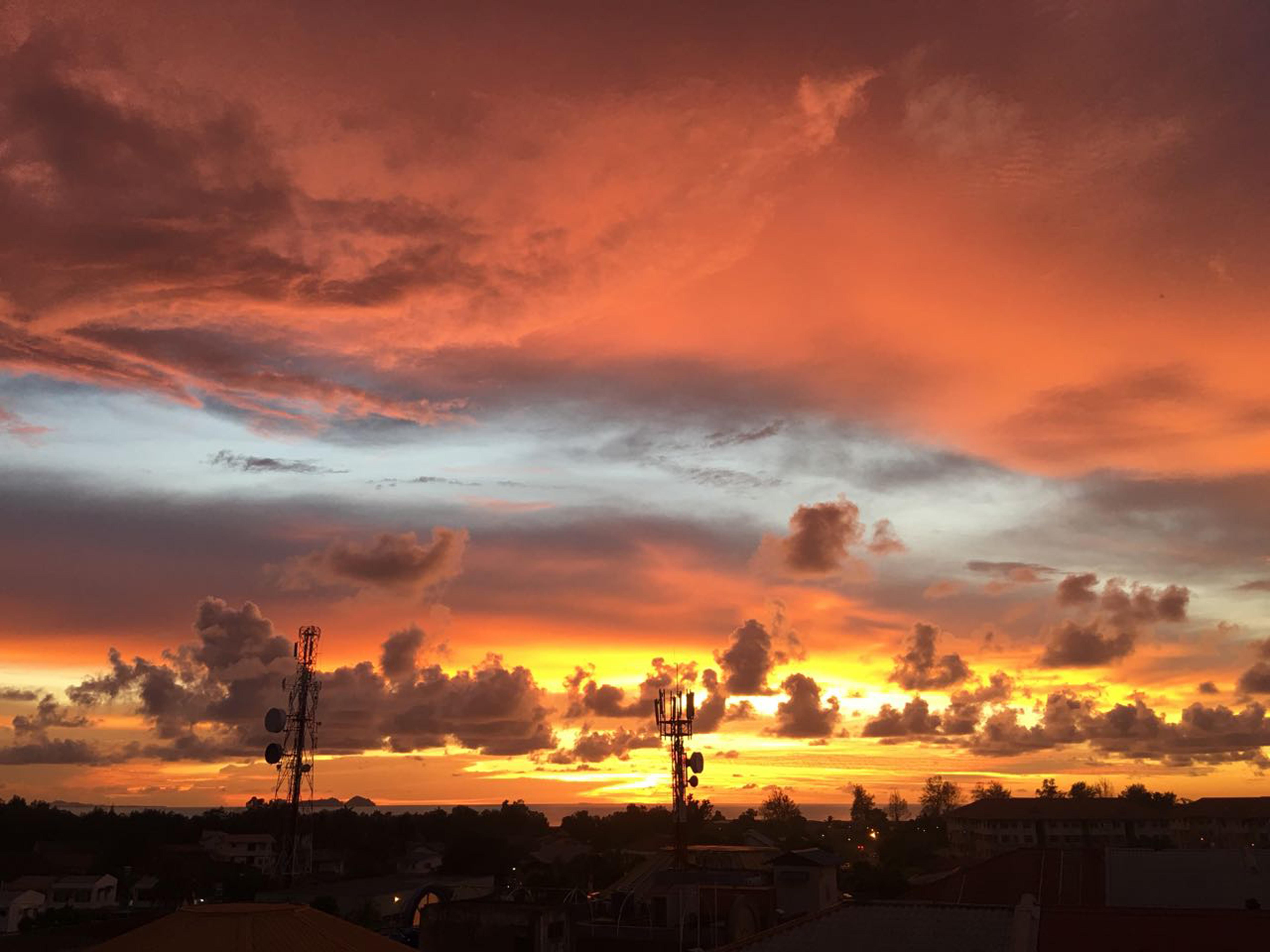 Pan Borneo Hotel Кота-Кинабалу Экстерьер фото